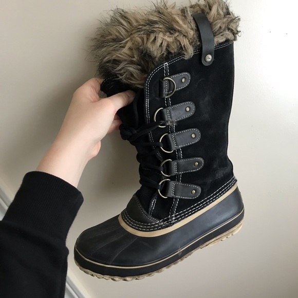Joan of Arctic Sorel Boots